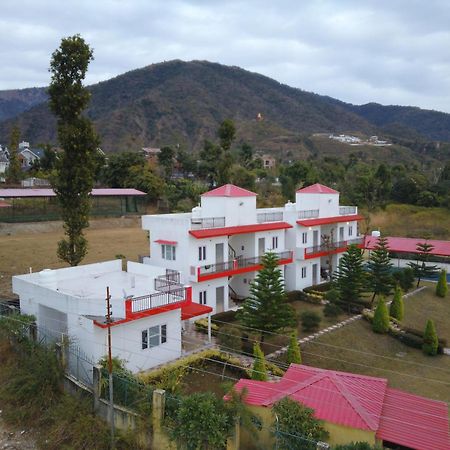 Hidden Nature Resort 데라둔 외부 사진