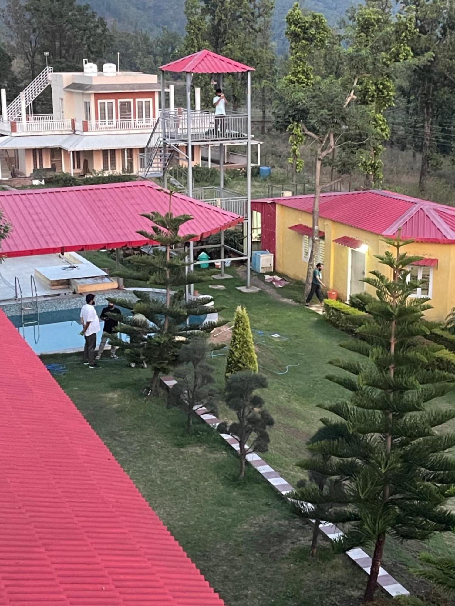 Hidden Nature Resort 데라둔 외부 사진