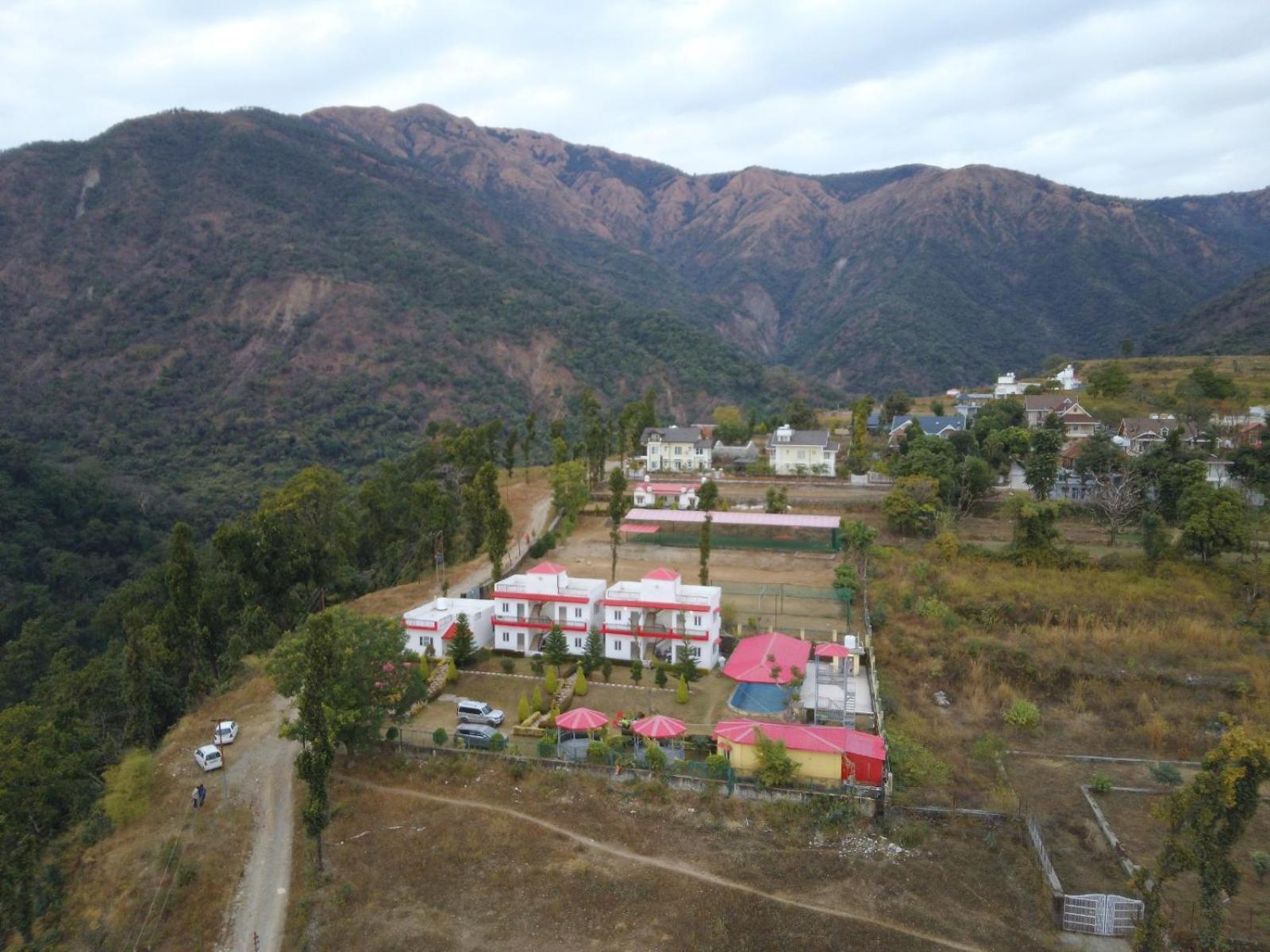 Hidden Nature Resort 데라둔 외부 사진