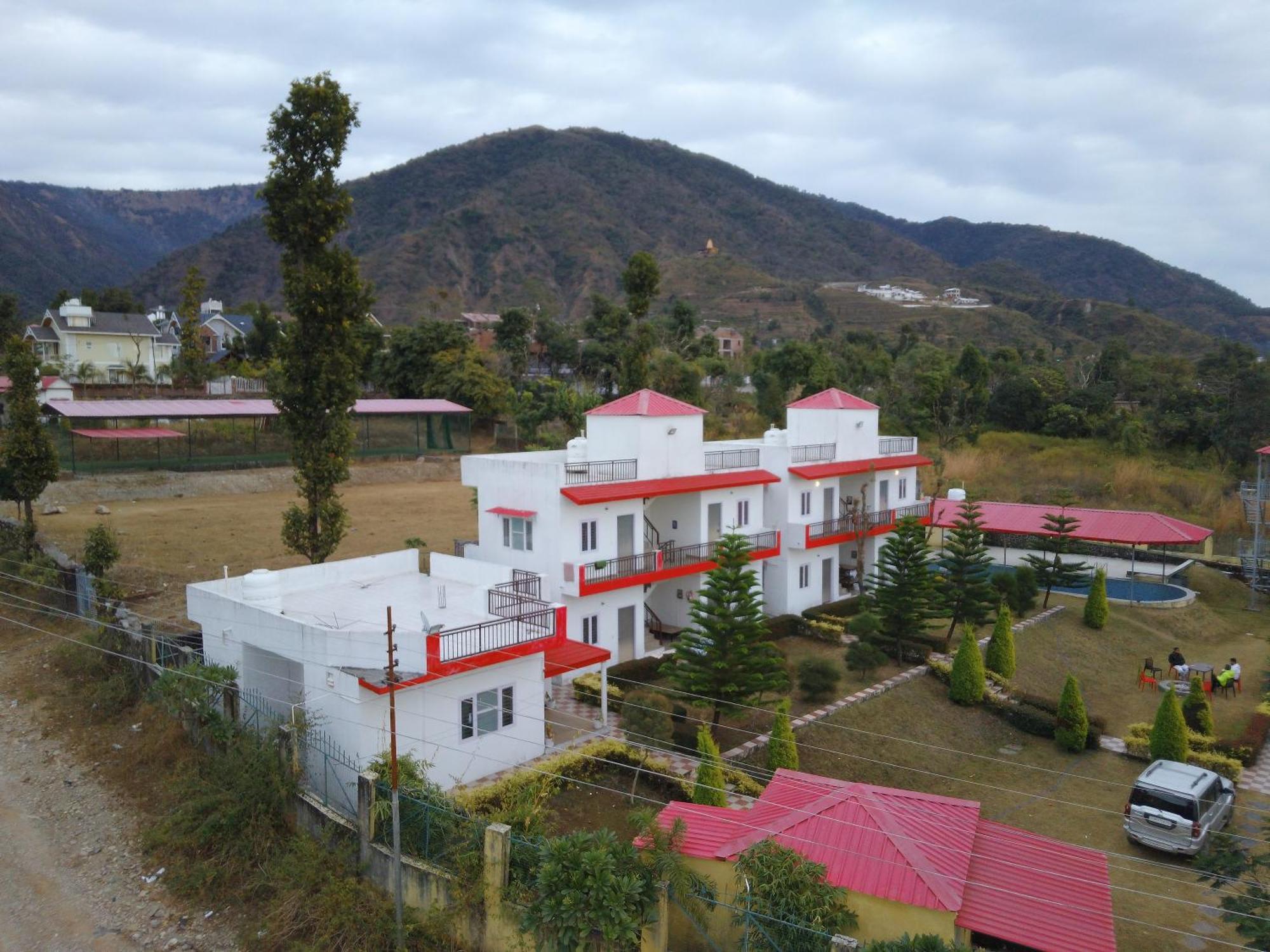 Hidden Nature Resort 데라둔 외부 사진